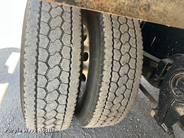 image for item FI0025 2011 Freightliner Business Class M2 fuel truck