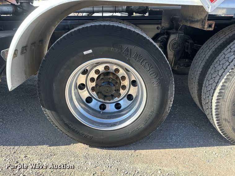 image for item FI0025 2011 Freightliner Business Class M2 fuel truck