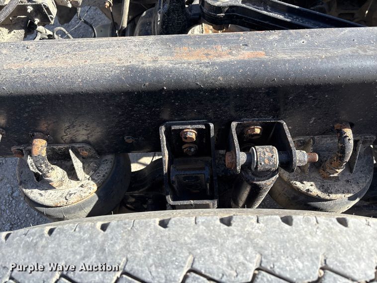 image for item FI0030 2009 Kenworth W900 semi truck