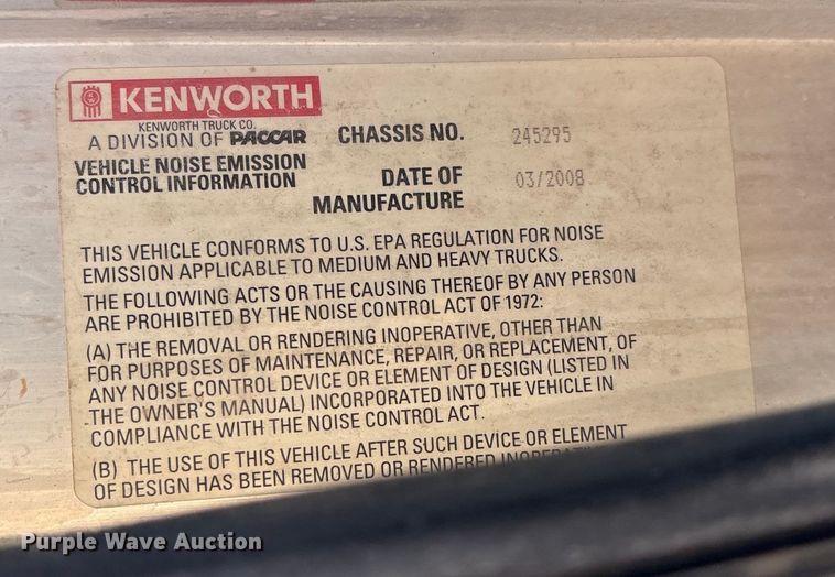 image for item FI0030 2009 Kenworth W900 semi truck