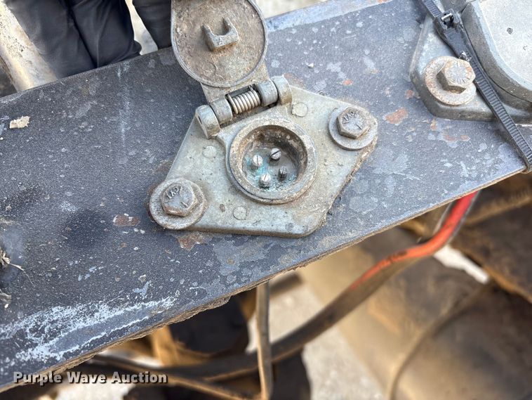 image for item FI0031 2009 Kenworth W900 semi truck