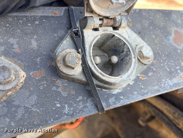 image for item FI0031 2009 Kenworth W900 semi truck