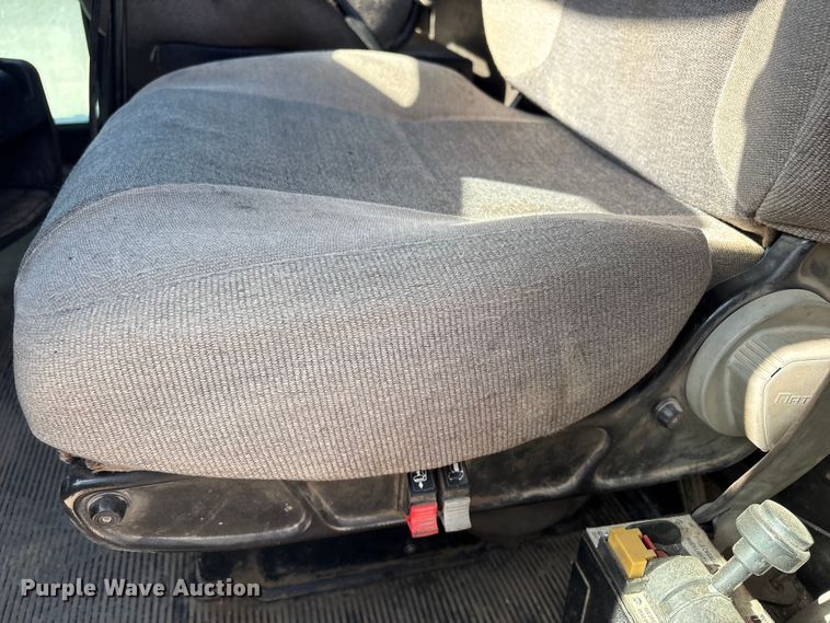 image for item FI0031 2009 Kenworth W900 semi truck