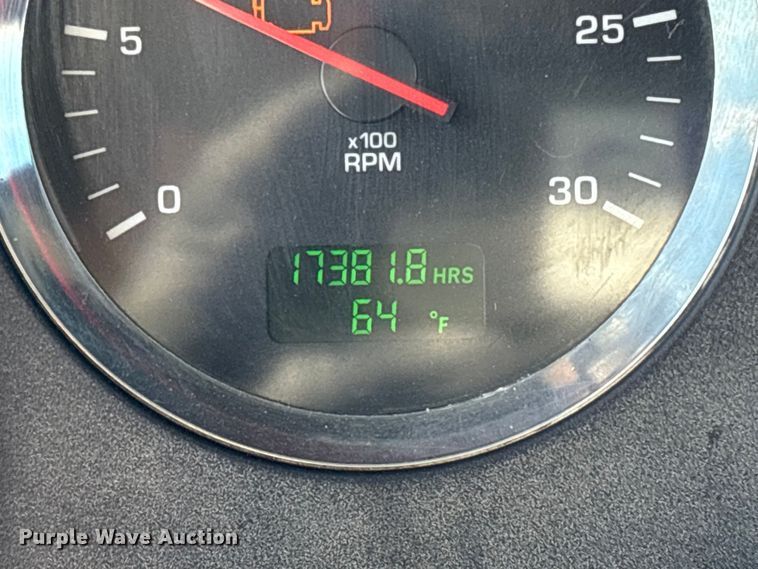 image for item FI0031 2009 Kenworth W900 semi truck