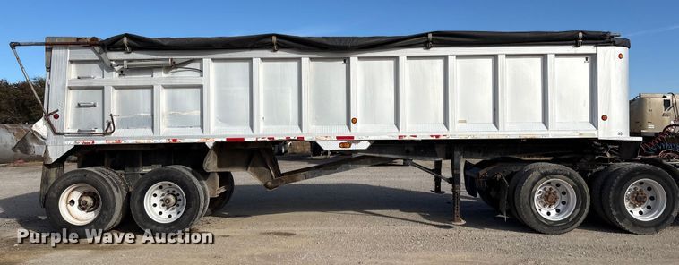 image for item FI0032 2004 Trail King Ind., Inc. TI-Brook Afrmo 30 end dump trailer