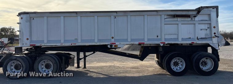 image for item FI0032 2004 Trail King Ind., Inc. TI-Brook Afrmo 30 end dump trailer