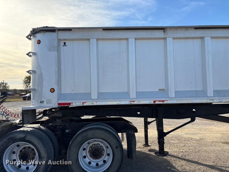 image for item FI0032 2004 Trail King Ind., Inc. TI-Brook Afrmo 30 end dump trailer