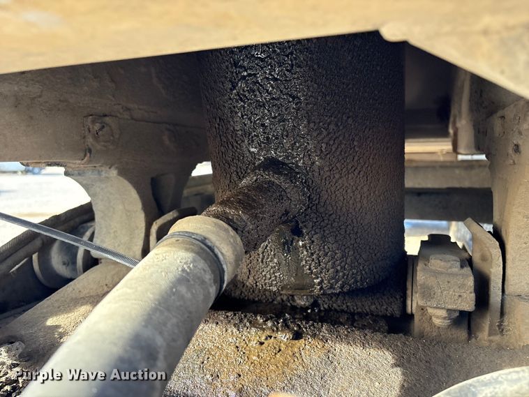 image for item FI0032 2004 Trail King Ind., Inc. TI-Brook Afrmo 30 end dump trailer