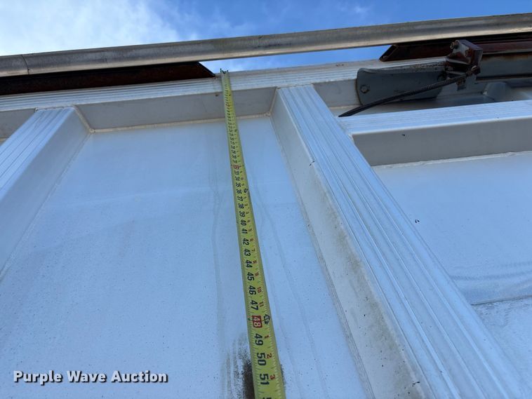 image for item FI0032 2004 Trail King Ind., Inc. TI-Brook Afrmo 30 end dump trailer