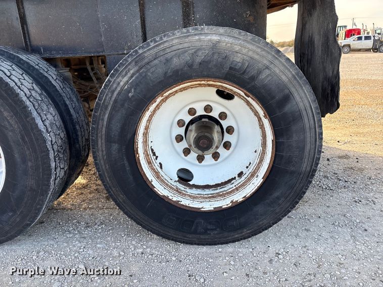 image for item FI0032 2004 Trail King Ind., Inc. TI-Brook Afrmo 30 end dump trailer