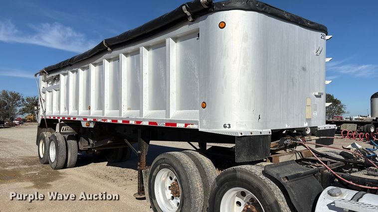 image for item FI0033 2004 Trail King Ind., Inc TI-Brook Afrmo 30 end dump trailer