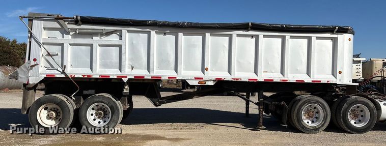 image for item FI0033 2004 Trail King Ind., Inc TI-Brook Afrmo 30 end dump trailer