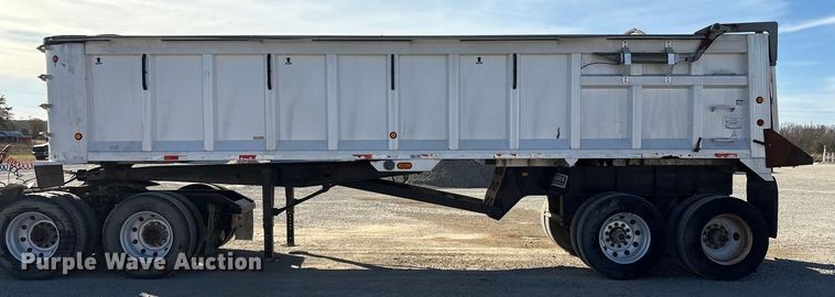 image for item FI0033 2004 Trail King Ind., Inc TI-Brook Afrmo 30 end dump trailer