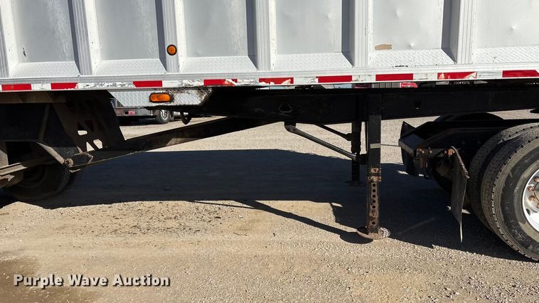 image for item FI0033 2004 Trail King Ind., Inc TI-Brook Afrmo 30 end dump trailer