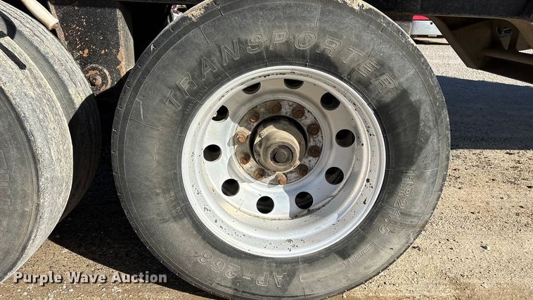 image for item FI0033 2004 Trail King Ind., Inc TI-Brook Afrmo 30 end dump trailer