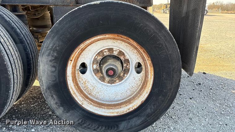 image for item FI0033 2004 Trail King Ind., Inc TI-Brook Afrmo 30 end dump trailer