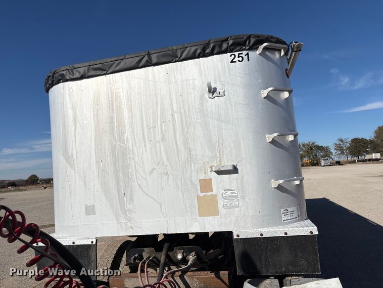 image for item FI0034 2004 Trail King Ind., Inc. TI-Brook Afrmo 30 end dump trailer