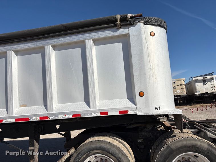 image for item FI0034 2004 Trail King Ind., Inc. TI-Brook Afrmo 30 end dump trailer