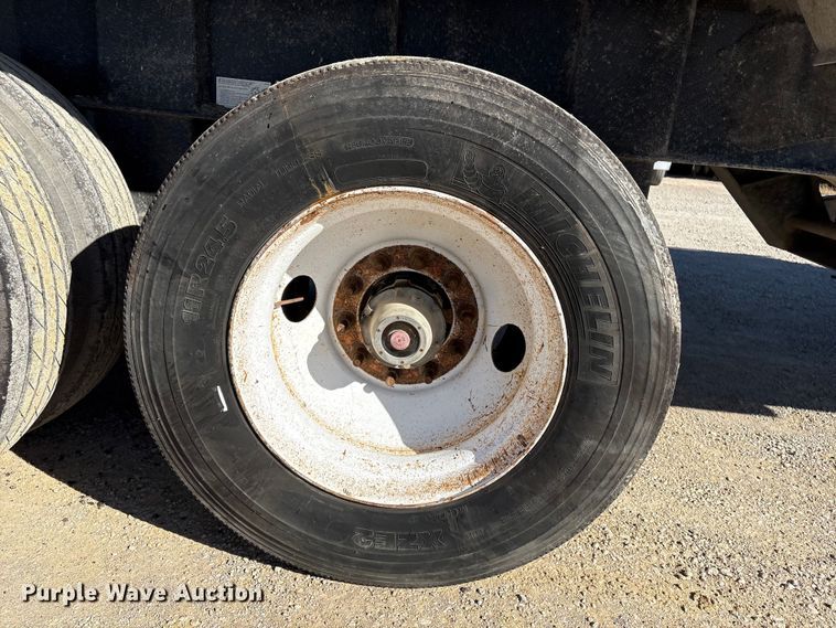 image for item FI0034 2004 Trail King Ind., Inc. TI-Brook Afrmo 30 end dump trailer