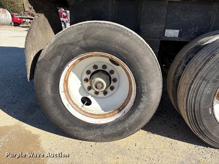 image for item FI0034 2004 Trail King Ind., Inc. TI-Brook Afrmo 30 end dump trailer