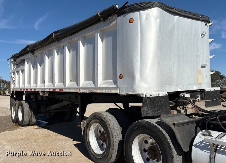 image for item FI0035 2004 Trail King Ind., Inc. T1-Brook Afrmo 30 end dump trailer