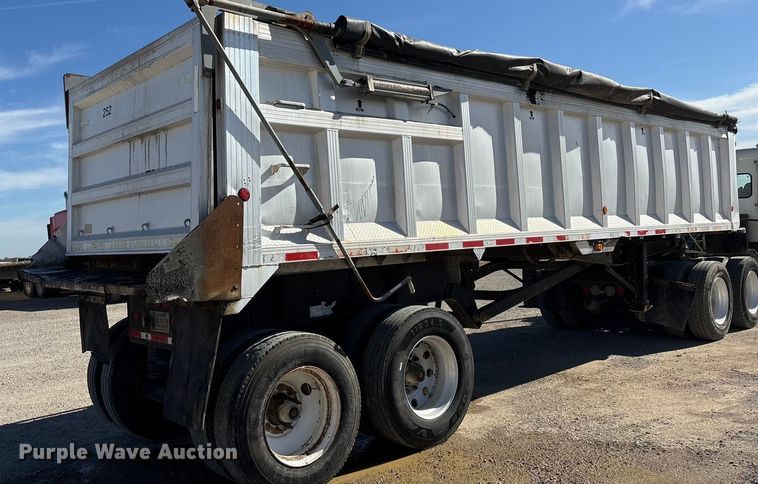 image for item FI0035 2004 Trail King Ind., Inc. T1-Brook Afrmo 30 end dump trailer