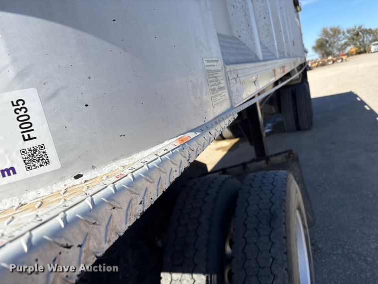 image for item FI0035 2004 Trail King Ind., Inc. T1-Brook Afrmo 30 end dump trailer