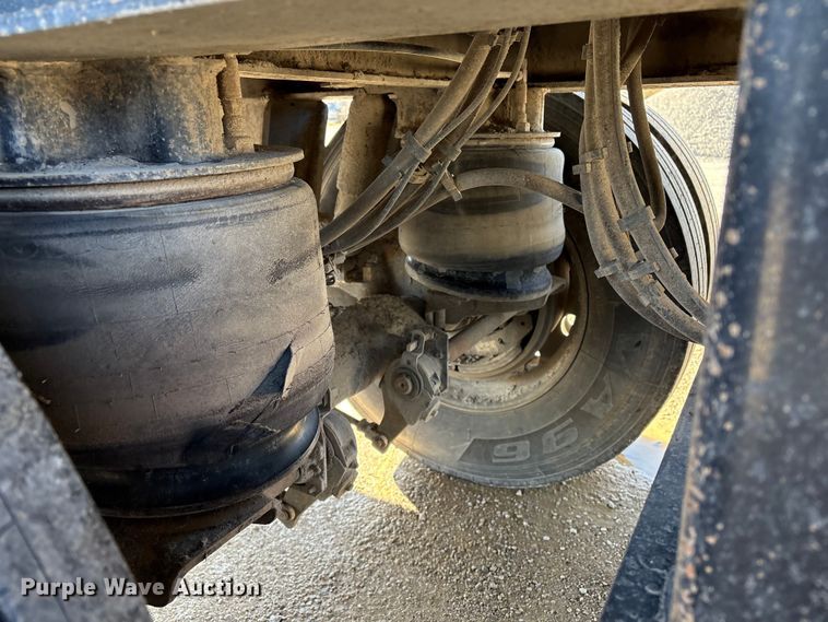 image for item FI0035 2004 Trail King Ind., Inc. T1-Brook Afrmo 30 end dump trailer