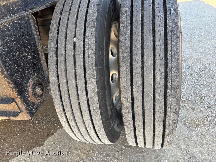 image for item FI0035 2004 Trail King Ind., Inc. T1-Brook Afrmo 30 end dump trailer