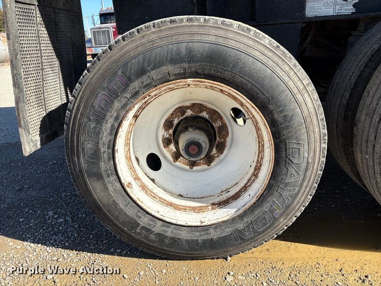 image for item FI0035 2004 Trail King Ind., Inc. T1-Brook Afrmo 30 end dump trailer