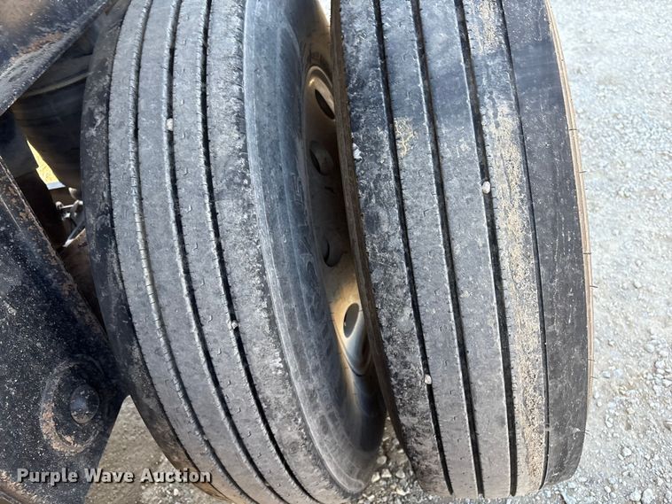 image for item FI0035 2004 Trail King Ind., Inc. T1-Brook Afrmo 30 end dump trailer