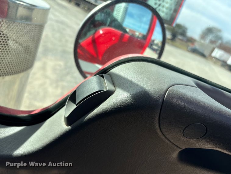 image for item FI0036 2013 Kenworth W900 semi truck