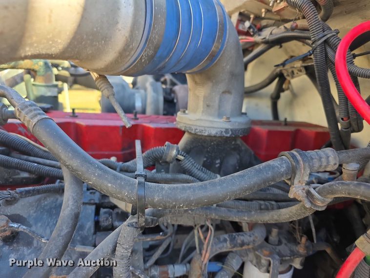 image for item FI0651 2000 Freightliner FL70 flatbed truck