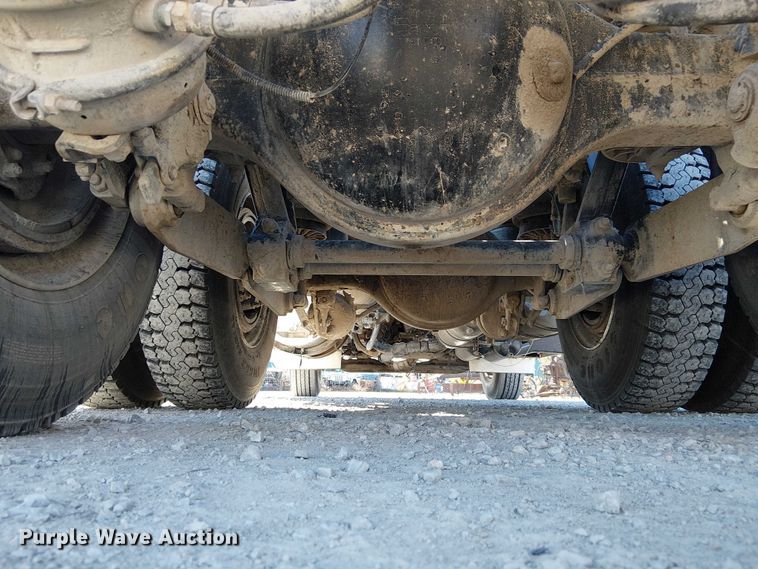 image for item FK0541 2002 Kenworth T800 semi truck