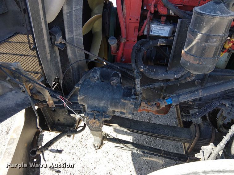 image for item FK0541 2002 Kenworth T800 semi truck