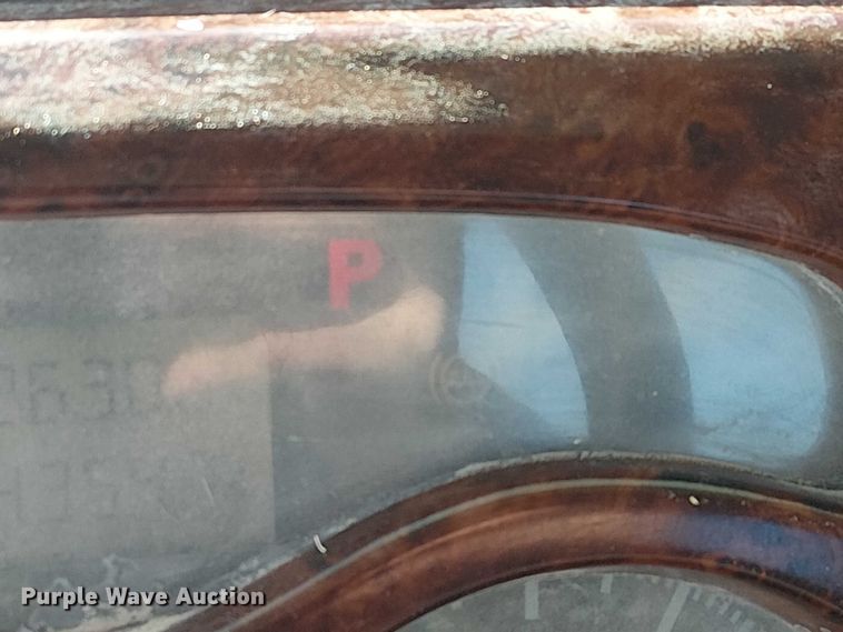 image for item FK0542 2004 Mack CX613 semi truck