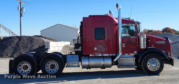 image for item FK0543 2006 Kenworth T800 semi truck
