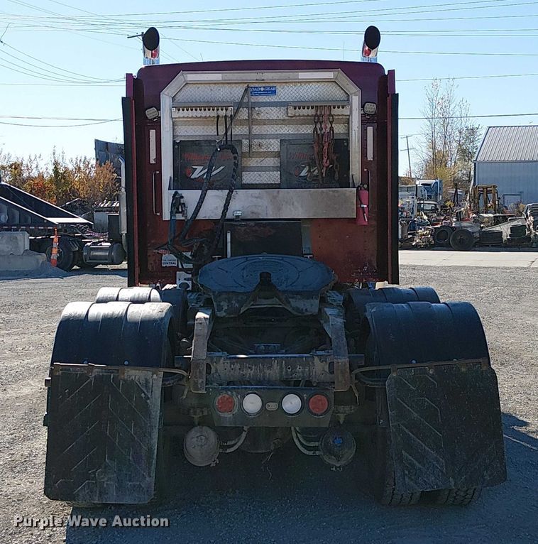 image for item FK0543 2006 Kenworth T800 semi truck