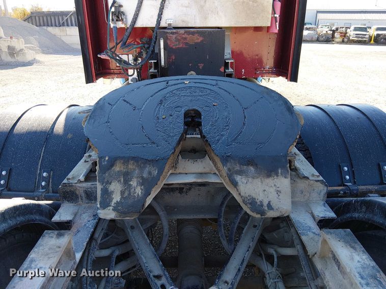 image for item FK0543 2006 Kenworth T800 semi truck