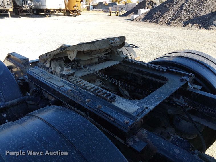 image for item FK0543 2006 Kenworth T800 semi truck