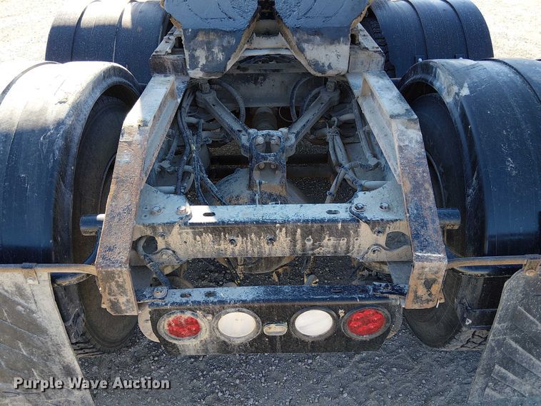 image for item FK0543 2006 Kenworth T800 semi truck