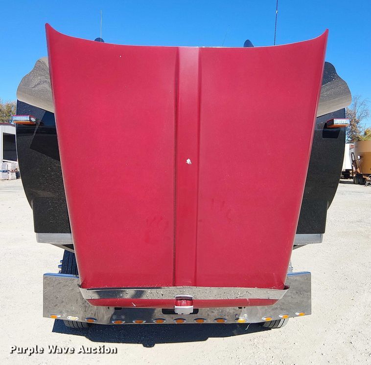 image for item FK0543 2006 Kenworth T800 semi truck