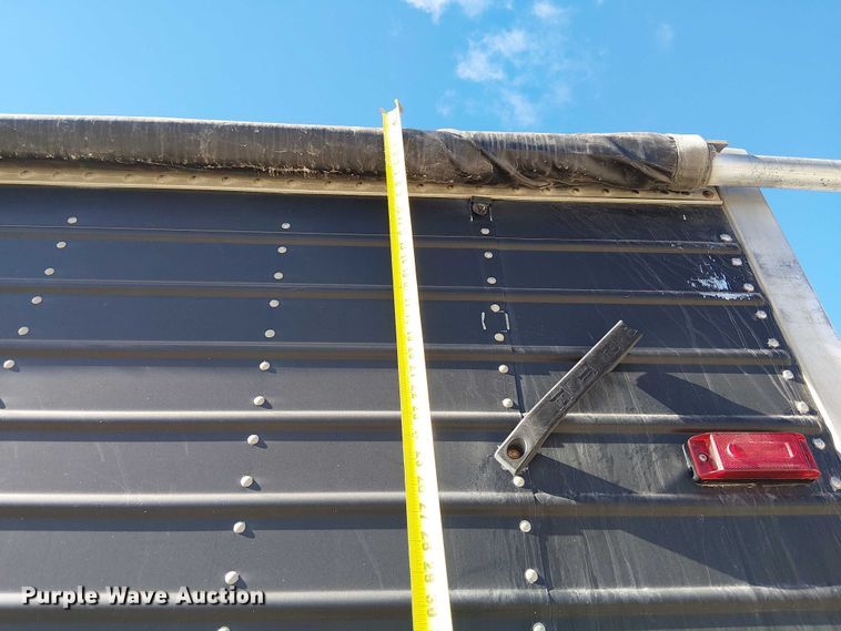 image for item FK0546 2001 Timpte grain trailer