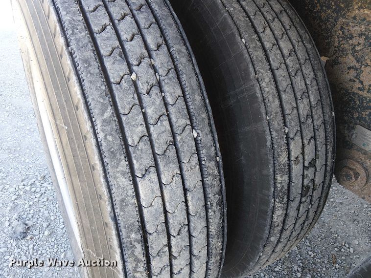 image for item FK0546 2001 Timpte grain trailer