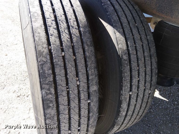 image for item FK0549 2013 Timpte grain trailer