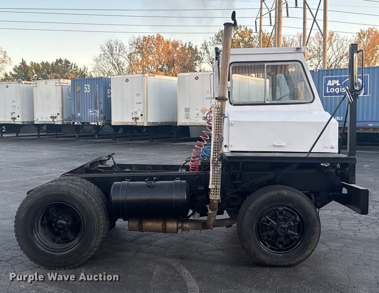 image for item FK0581 Ottawa  YT30 yard truck