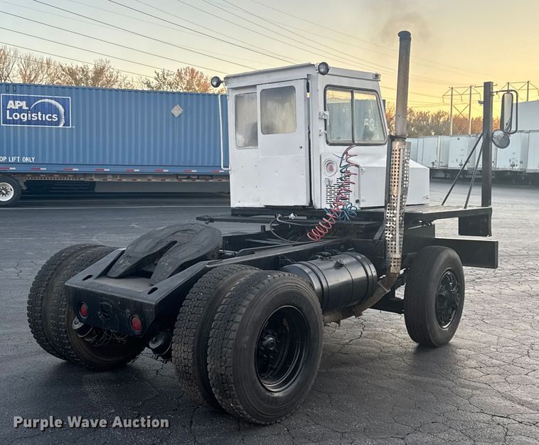 image for item FK0581 Ottawa  YT30 yard truck