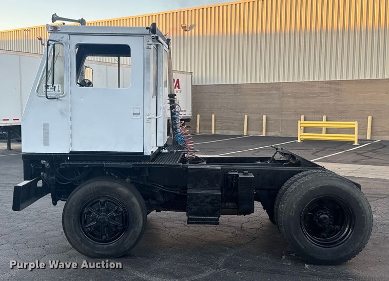 image for item FK0581 Ottawa  YT30 yard truck