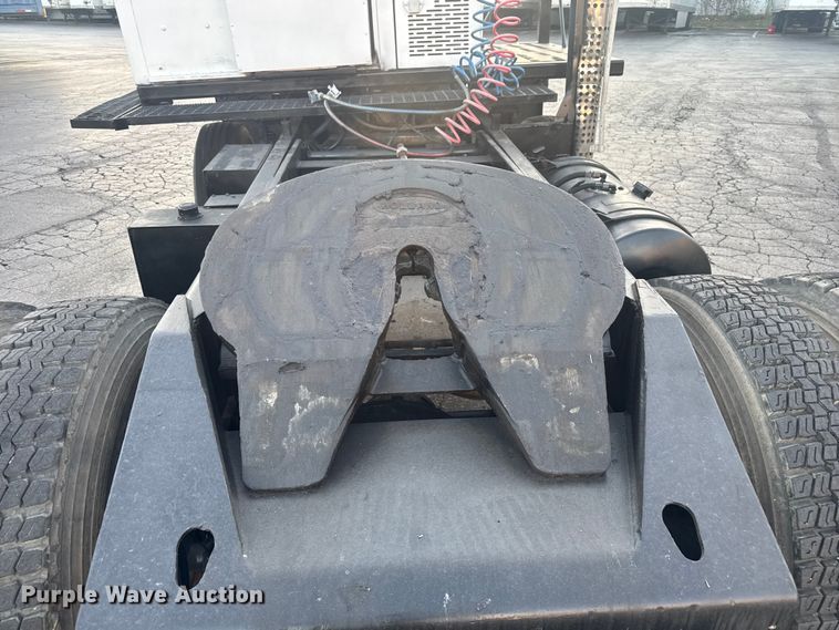 image for item FK0581 Ottawa  YT30 yard truck