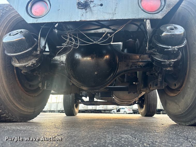 image for item FK0581 Ottawa  YT30 yard truck